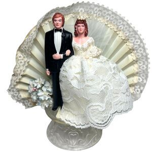 Vintage Wedding Cake Topper Bride Groom Lace Paper Fan Plastic Couple Stand 6.5"